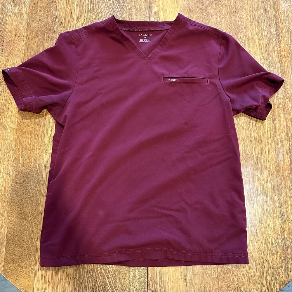 Jaanuu Burgundy men’s scrubs set